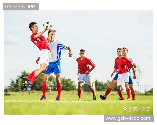 致敬那些在绿茵场上坚守信念与梦想的足球明星们 致敬那些在绿茵场上坚守信念与梦想的足球明星们